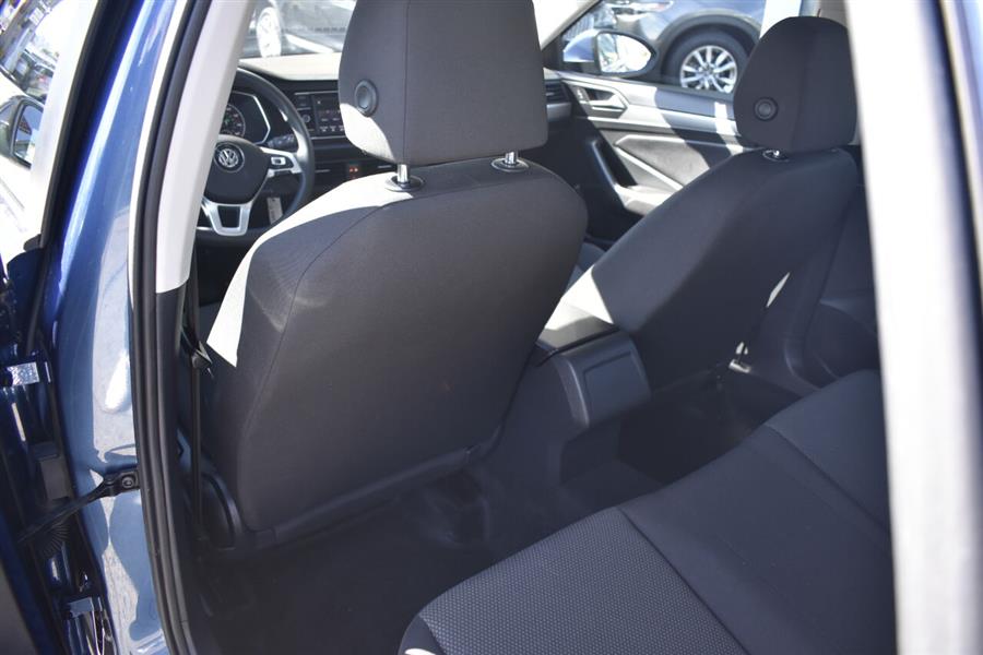 Used Volkswagen Jetta 1.4T S 4dr Sedan 8A 2019 | Automania. Woodside, New York Used Volkswagen Jetta 1.4T S 4dr Sedan 8A 2019 | Automania. Woodside, New York