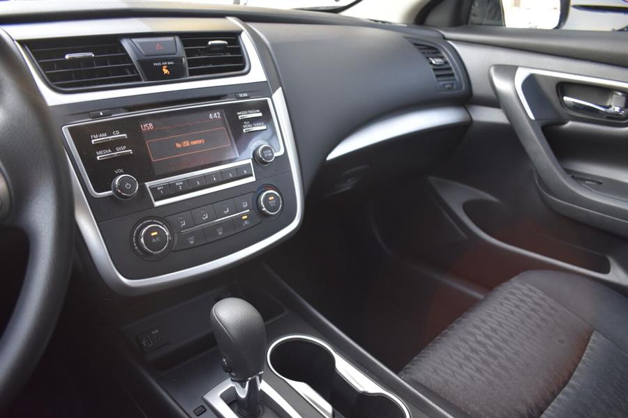 Used Nissan Altima 2.5 S 4dr Sedan 2018 | Automania. Woodside, New York Used Nissan Altima 2.5 S 4dr Sedan 2018 | Automania. Woodside, New York