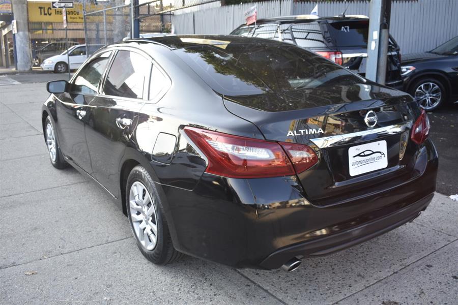 Used Nissan Altima 2.5 S 4dr Sedan 2018 | Automania. Woodside, New York Used Nissan Altima 2.5 S 4dr Sedan 2018 | Automania. Woodside, New York