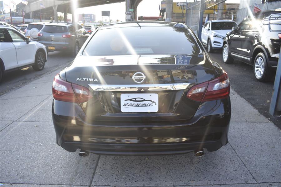 Used Nissan Altima 2.5 S 4dr Sedan 2018 | Automania. Woodside, New York Used Nissan Altima 2.5 S 4dr Sedan 2018 | Automania. Woodside, New York