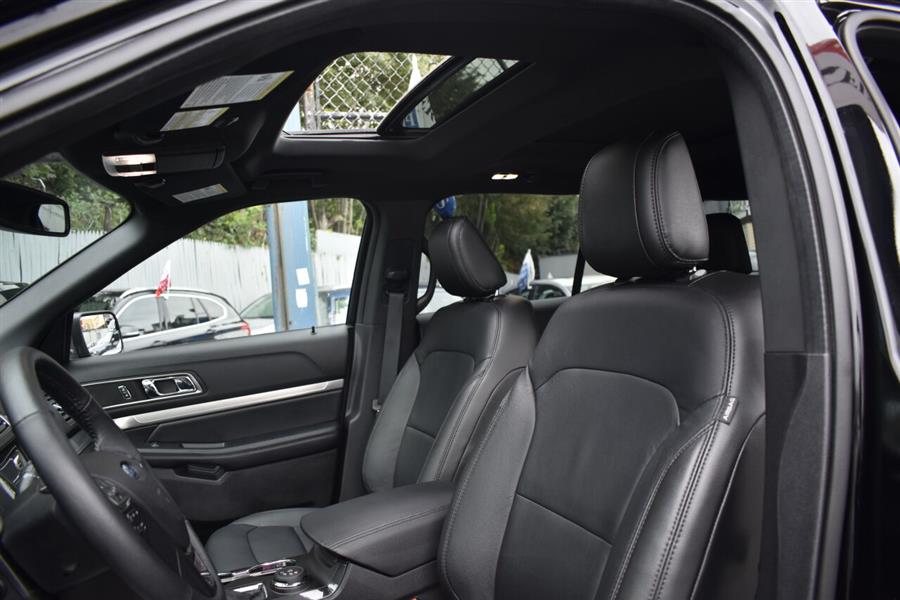 Used Ford Explorer XLT AWD 4dr SUV 2018 | Automania. Woodside, New York Used Ford Explorer XLT AWD 4dr SUV 2018 | Automania. Woodside, New York