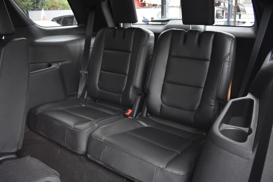 Used Ford Explorer XLT AWD 4dr SUV 2018 | Automania. Woodside, New York Used Ford Explorer XLT AWD 4dr SUV 2018 | Automania. Woodside, New York