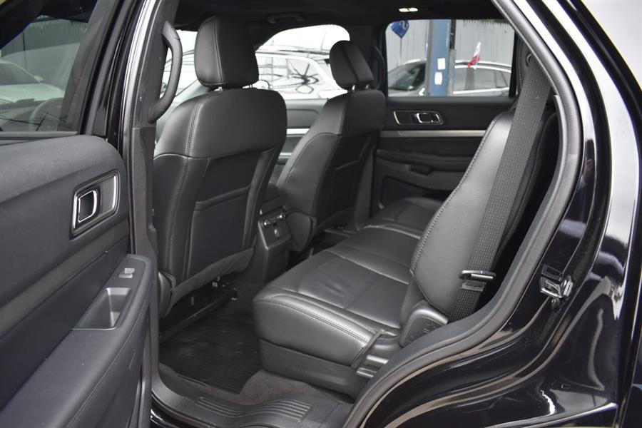 Used Ford Explorer XLT AWD 4dr SUV 2018 | Automania. Woodside, New York Used Ford Explorer XLT AWD 4dr SUV 2018 | Automania. Woodside, New York
