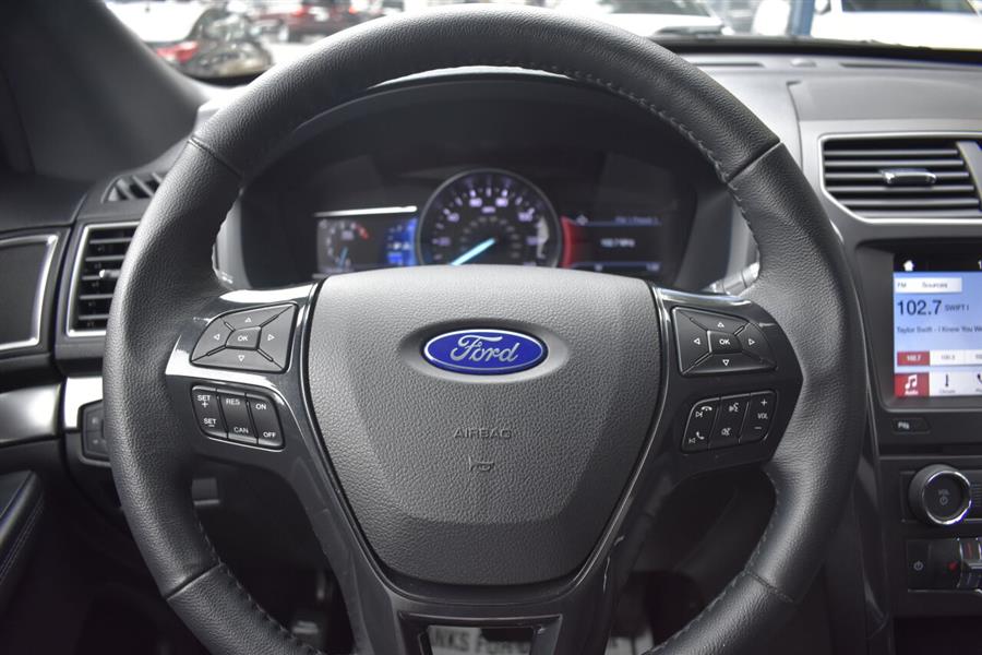 Used Ford Explorer XLT AWD 4dr SUV 2018 | Automania. Woodside, New York Used Ford Explorer XLT AWD 4dr SUV 2018 | Automania. Woodside, New York