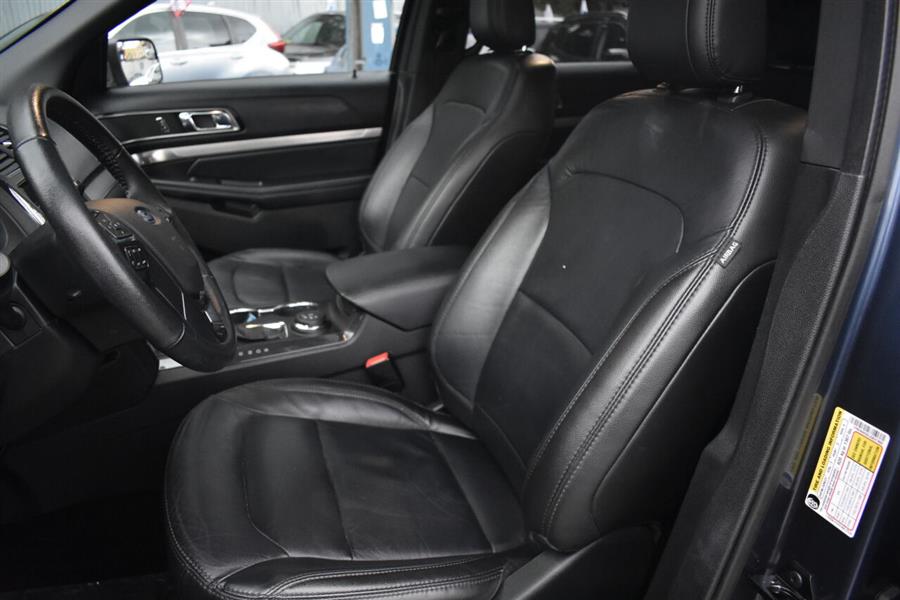 Used Ford Explorer XLT AWD 4dr SUV 2018 | Automania. Woodside, New York Used Ford Explorer XLT AWD 4dr SUV 2018 | Automania. Woodside, New York