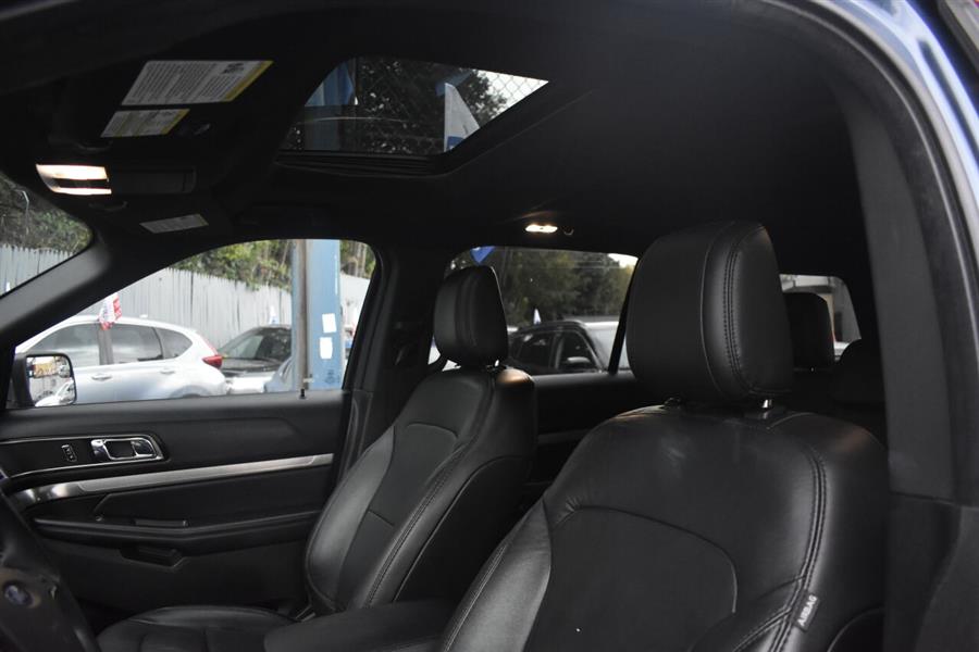 Used Ford Explorer XLT AWD 4dr SUV 2018 | Automania. Woodside, New York Used Ford Explorer XLT AWD 4dr SUV 2018 | Automania. Woodside, New York