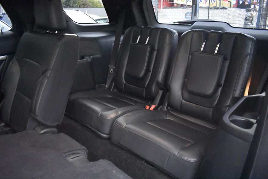 Used Ford Explorer XLT AWD 4dr SUV 2018 | Automania. Woodside, New York Used Ford Explorer XLT AWD 4dr SUV 2018 | Automania. Woodside, New York