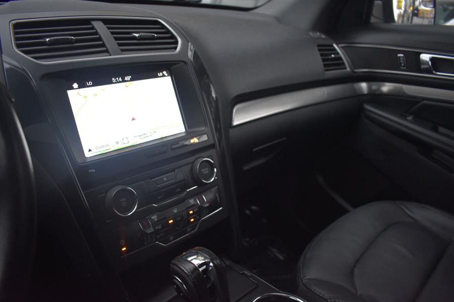 Used Ford Explorer XLT AWD 4dr SUV 2018 | Automania. Woodside, New York Used Ford Explorer XLT AWD 4dr SUV 2018 | Automania. Woodside, New York