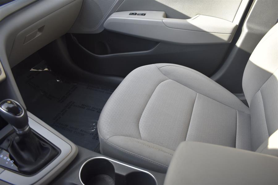 Used Hyundai Elantra Value Edition 4dr Sedan (US) 2018 | Automania. Woodside, New York Used Hyundai Elantra Value Edition 4dr Sedan (US) 2018 | Automania. Woodside, New York