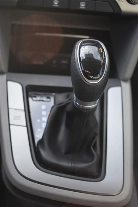 Used Hyundai Elantra Value Edition 4dr Sedan (US) 2018 | Automania. Woodside, New York Used Hyundai Elantra Value Edition 4dr Sedan (US) 2018 | Automania. Woodside, New York