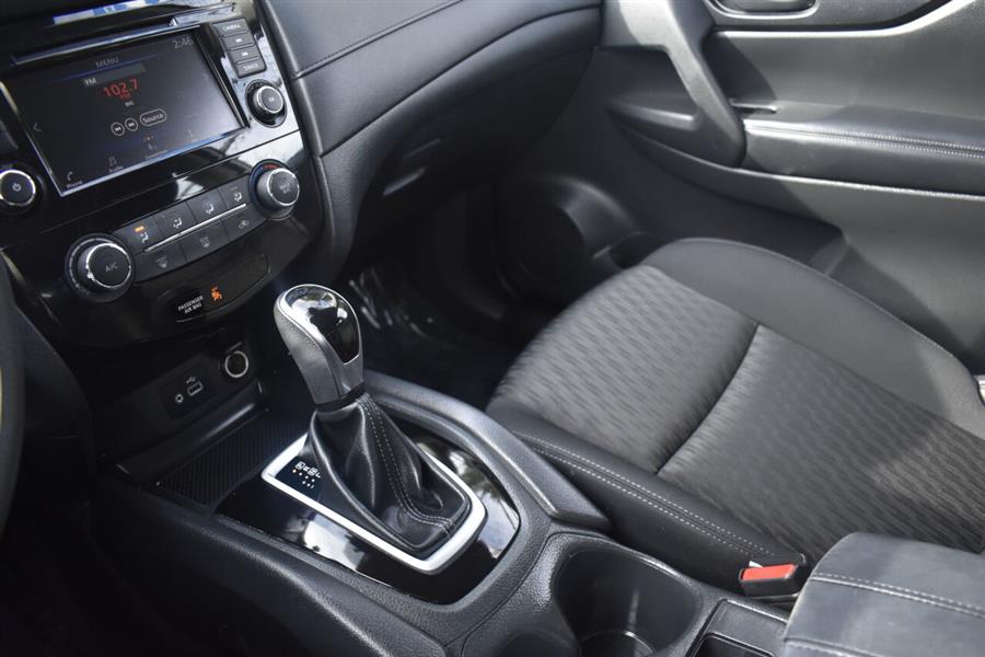 Used Nissan Rogue S AWD 4dr Crossover 2019 | Automania. Woodside, New York Used Nissan Rogue S AWD 4dr Crossover 2019 | Automania. Woodside, New York