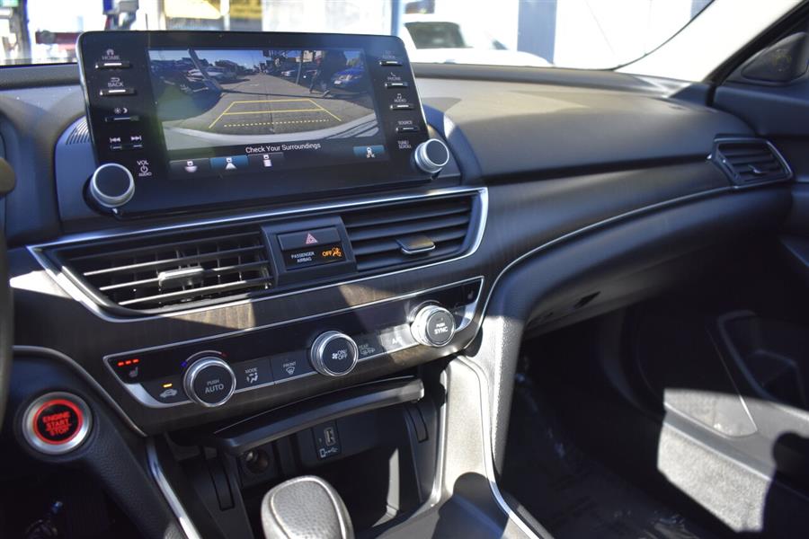 Used Honda Accord EX 4dr Sedan 2018 | Automania. Woodside, New York Used Honda Accord EX 4dr Sedan 2018 | Automania. Woodside, New York