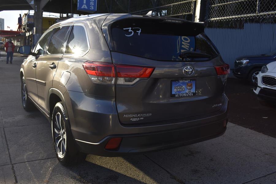 Used Toyota Highlander XLE AWD 4dr SUV 2018 | Automania. Woodside, New York Used Toyota Highlander XLE AWD 4dr SUV 2018 | Automania. Woodside, New York