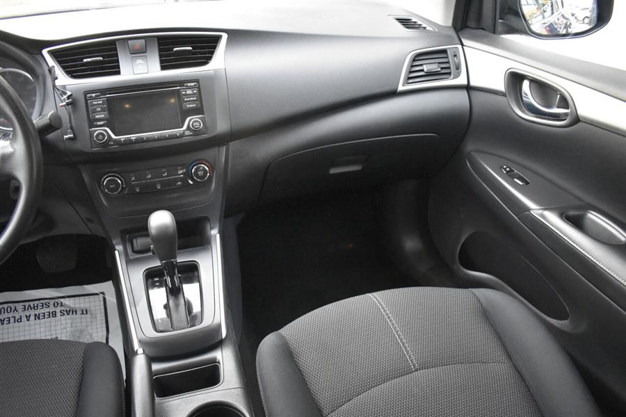 Used Nissan Sentra S 4dr Sedan CVT 2018 | Automania. Woodside, New York Used Nissan Sentra S 4dr Sedan CVT 2018 | Automania. Woodside, New York