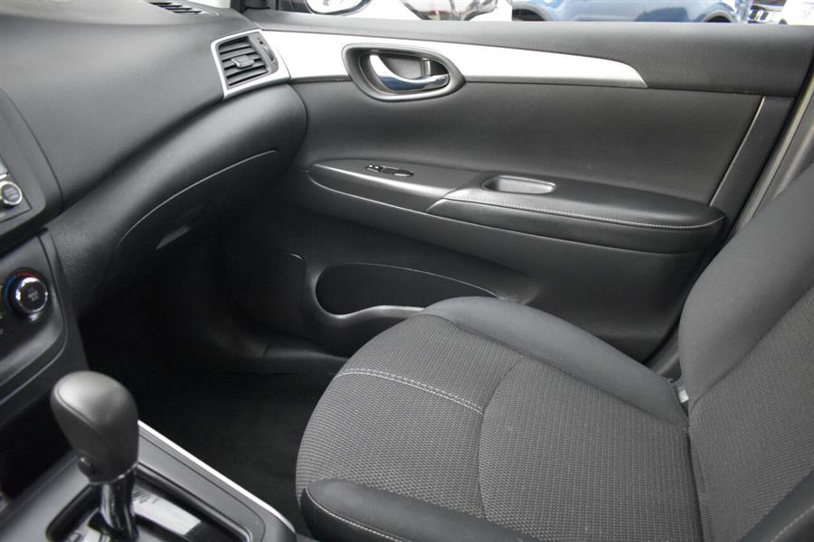 Used Nissan Sentra S 4dr Sedan CVT 2018 | Automania. Woodside, New York Used Nissan Sentra S 4dr Sedan CVT 2018 | Automania. Woodside, New York