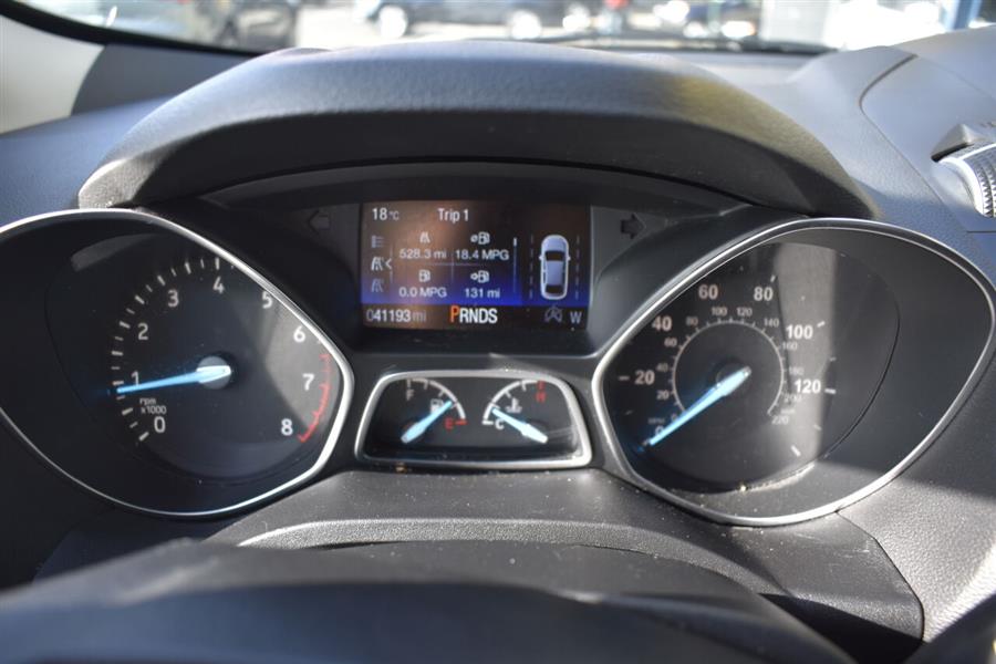 Used Ford Escape Titanium AWD 4dr SUV 2017 | Automania. Woodside, New York Used Ford Escape Titanium AWD 4dr SUV 2017 | Automania. Woodside, New York