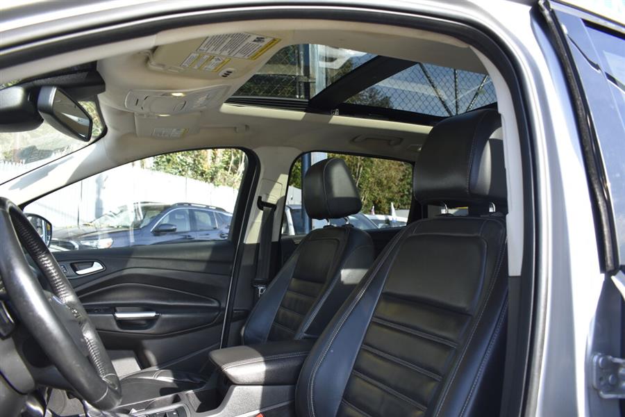Used Ford Escape Titanium AWD 4dr SUV 2017 | Automania. Woodside, New York Used Ford Escape Titanium AWD 4dr SUV 2017 | Automania. Woodside, New York