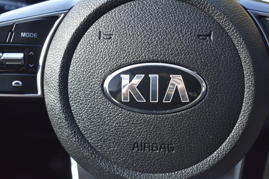 Used Kia Optima LX 4dr Sedan 2020 | Automania. Woodside, New York Used Kia Optima LX 4dr Sedan 2020 | Automania. Woodside, New York