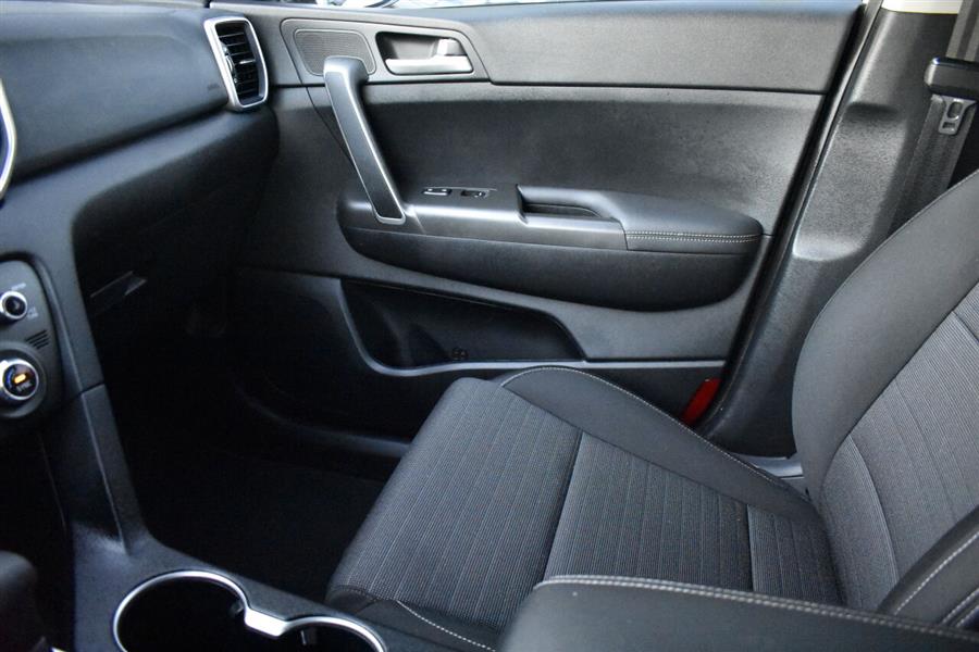 Used Kia Sportage LX AWD 4dr SUV 2020 | Automania. Woodside, New York Used Kia Sportage LX AWD 4dr SUV 2020 | Automania. Woodside, New York