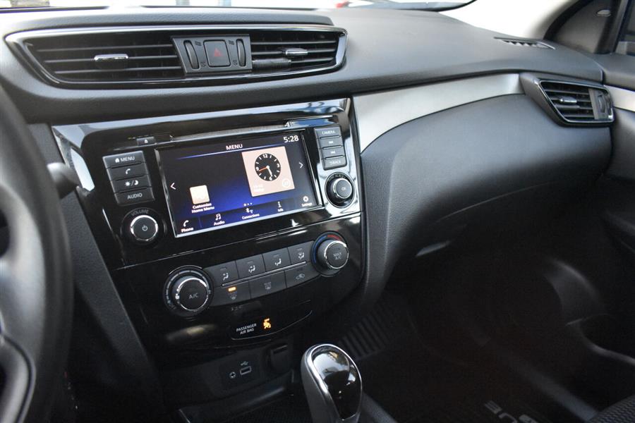 Used Nissan Rogue Sport S AWD 4dr Crossover 2019 | Automania. Woodside, New York Used Nissan Rogue Sport S AWD 4dr Crossover 2019 | Automania. Woodside, New York
