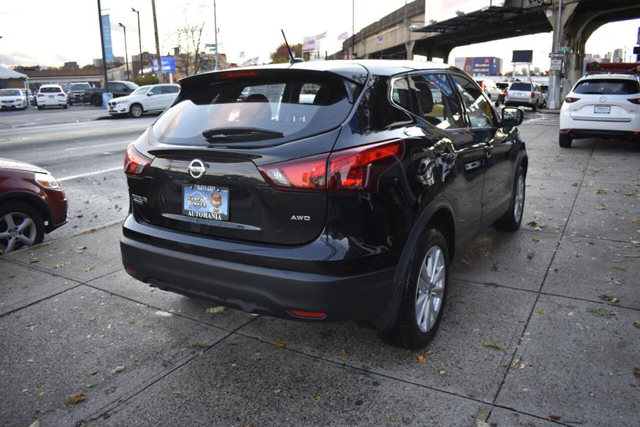 Used Nissan Rogue Sport S AWD 4dr Crossover 2019 | Automania. Woodside, New York Used Nissan Rogue Sport S AWD 4dr Crossover 2019 | Automania. Woodside, New York