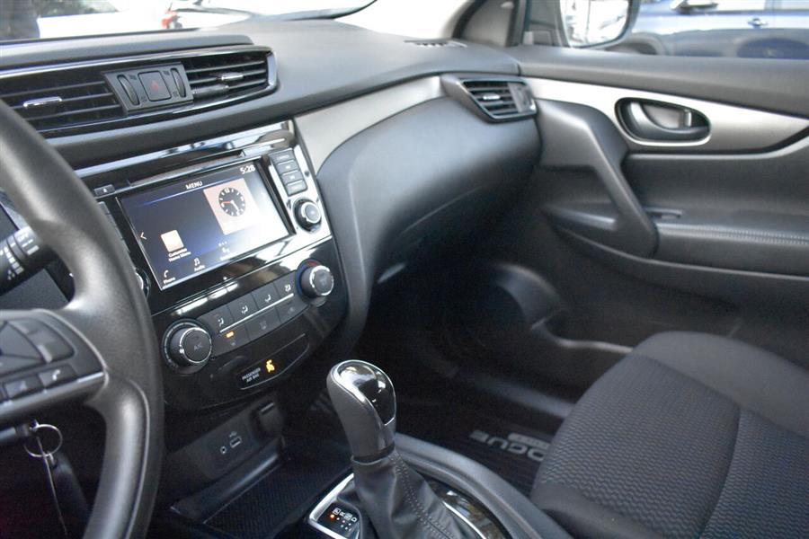 Used Nissan Rogue Sport S AWD 4dr Crossover 2019 | Automania. Woodside, New York Used Nissan Rogue Sport S AWD 4dr Crossover 2019 | Automania. Woodside, New York