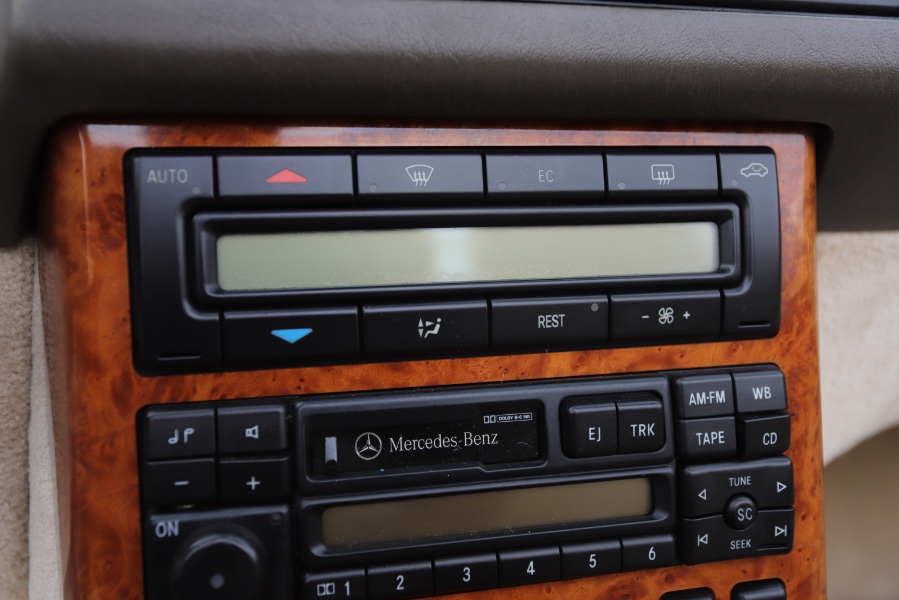 Used Mercedes-Benz SL-Class 2dr Roadster 5.0L 1997 | Meccanic Shop North Inc. North Salem, New York Used Mercedes-Benz SL-Class 2dr Roadster 5.0L 1997 | Meccanic Shop North Inc. North Salem, New York