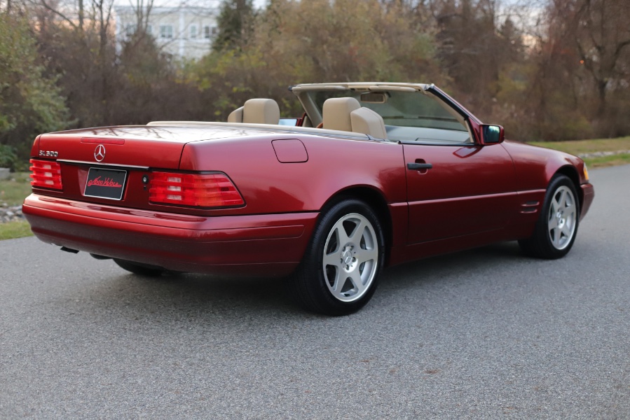Used Mercedes-Benz SL-Class 2dr Roadster 5.0L 1997 | Meccanic Shop North Inc. North Salem, New York Used Mercedes-Benz SL-Class 2dr Roadster 5.0L 1997 | Meccanic Shop North Inc. North Salem, New York