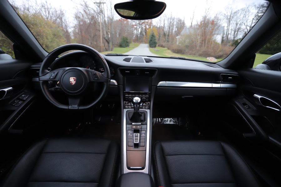 Used Porsche 911 2dr Cpe Carrera 2015 | Meccanic Shop North Inc. North Salem, New York Used Porsche 911 2dr Cpe Carrera 2015 | Meccanic Shop North Inc. North Salem, New York