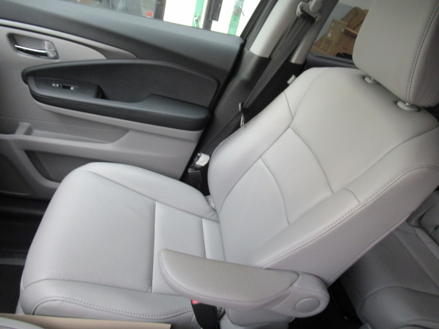 Used Honda Pilot EX-L AWD 2019 | Pepmore Auto Sales Inc.. Woodside, New York Used Honda Pilot EX-L AWD 2019 | Pepmore Auto Sales Inc.. Woodside, New York