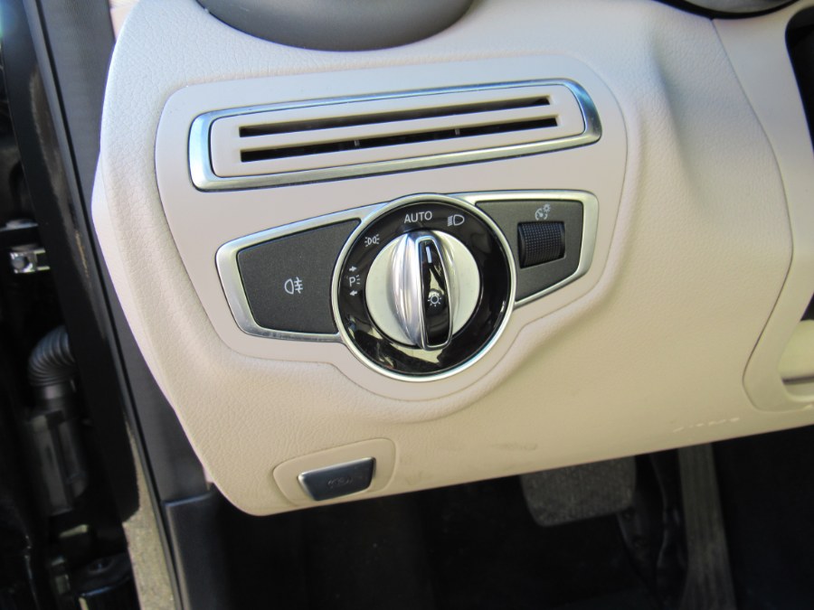 Used Mercedes-Benz C300 Sport 2016 | Hilario's Auto Sales Inc.. Worcester, Massachusetts Used Mercedes-Benz C300 Sport 2016 | Hilario's Auto Sales Inc.. Worcester, Massachusetts