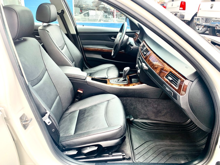Used BMW 3 Series 4dr Sdn 328i xDrive AWD SULEV 2011 | Second Street Auto Sales Inc. Manchester, New Hampshire Used BMW 3 Series 4dr Sdn 328i xDrive AWD SULEV 2011 | Second Street Auto Sales Inc. Manchester, New Hampshire