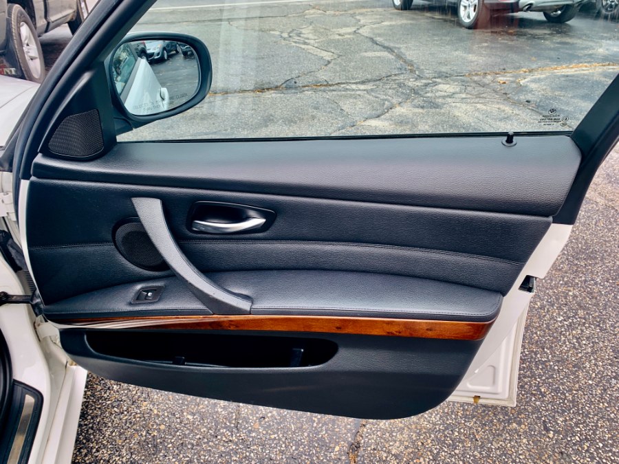 Used BMW 3 Series 4dr Sdn 328i xDrive AWD SULEV 2011 | Second Street Auto Sales Inc. Manchester, New Hampshire Used BMW 3 Series 4dr Sdn 328i xDrive AWD SULEV 2011 | Second Street Auto Sales Inc. Manchester, New Hampshire