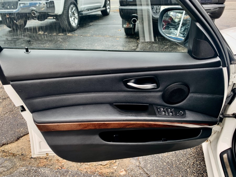 Used BMW 3 Series 4dr Sdn 328i xDrive AWD SULEV 2011 | Second Street Auto Sales Inc. Manchester, New Hampshire Used BMW 3 Series 4dr Sdn 328i xDrive AWD SULEV 2011 | Second Street Auto Sales Inc. Manchester, New Hampshire