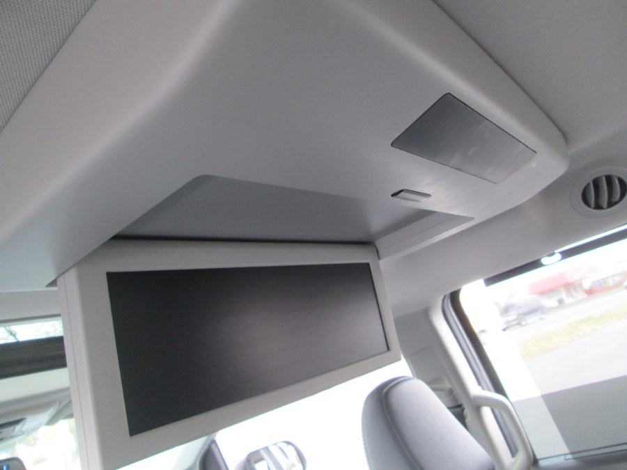 2018 Toyota Sienna SE Premium FWD 8-Passenger (Natl), available for sale in Levittown, Pennsylvania | Levittown Auto. Levittown, Pennsylvania 2018 Toyota Sienna SE Premium FWD 8-Passenger (Natl), available for sale in Levittown, Pennsylvania | Levittown Auto. Levittown, Pennsylvania