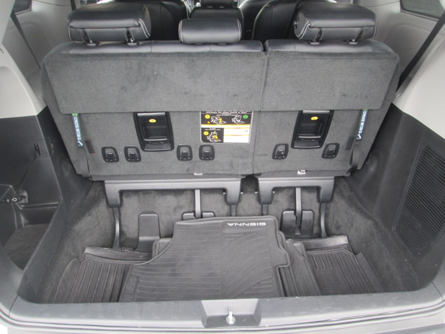 2018 Toyota Sienna SE Premium FWD 8-Passenger (Natl), available for sale in Levittown, Pennsylvania | Levittown Auto. Levittown, Pennsylvania 2018 Toyota Sienna SE Premium FWD 8-Passenger (Natl), available for sale in Levittown, Pennsylvania | Levittown Auto. Levittown, Pennsylvania