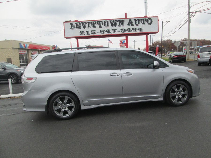 2018 Toyota Sienna SE Premium FWD 8-Passenger (Natl), available for sale in Levittown, Pennsylvania | Levittown Auto. Levittown, Pennsylvania 2018 Toyota Sienna SE Premium FWD 8-Passenger (Natl), available for sale in Levittown, Pennsylvania | Levittown Auto. Levittown, Pennsylvania