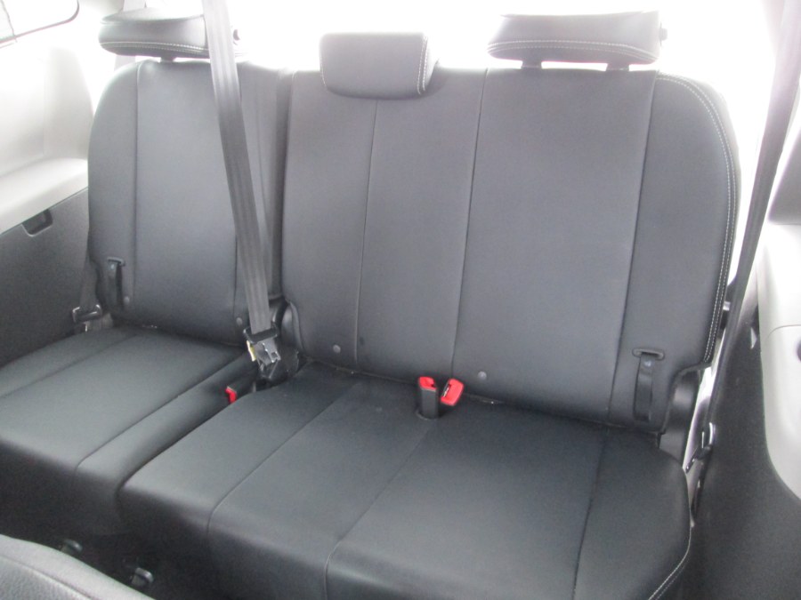 2018 Toyota Sienna SE Premium FWD 8-Passenger (Natl), available for sale in Levittown, Pennsylvania | Levittown Auto. Levittown, Pennsylvania 2018 Toyota Sienna SE Premium FWD 8-Passenger (Natl), available for sale in Levittown, Pennsylvania | Levittown Auto. Levittown, Pennsylvania