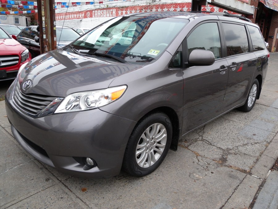 Used Toyota Sienna 5dr 8-Pass Van V6 XLE FWD 2014 | Carsbuck Inc.. Brooklyn, New York Used Toyota Sienna 5dr 8-Pass Van V6 XLE FWD 2014 | Carsbuck Inc.. Brooklyn, New York