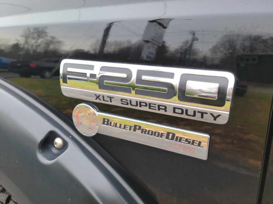 Used Ford Super Duty F-250 Lariat Crew Cab 4WD 6.0 Power Stroke Diesel LOADED 2006 | Toro Auto. East Windsor, Connecticut Used Ford Super Duty F-250 Lariat Crew Cab 4WD 6.0 Power Stroke Diesel LOADED 2006 | Toro Auto. East Windsor, Connecticut