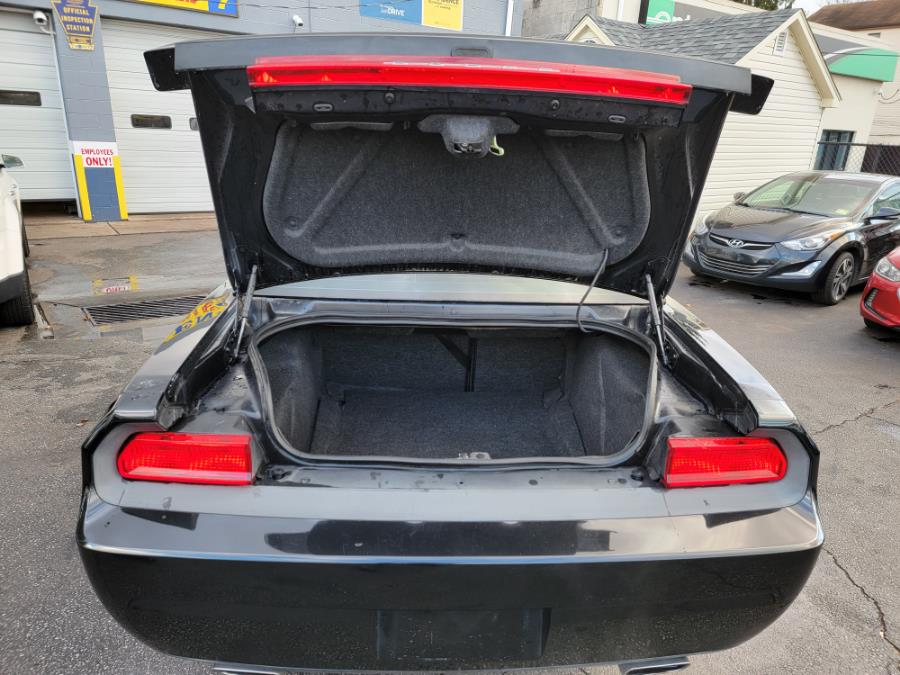 Used Dodge Challenger 2dr Cpe R/T Classic 2011 | Eugen's Auto Sales & Repairs. Philadelphia, Pennsylvania Used Dodge Challenger 2dr Cpe R/T Classic 2011 | Eugen's Auto Sales & Repairs. Philadelphia, Pennsylvania