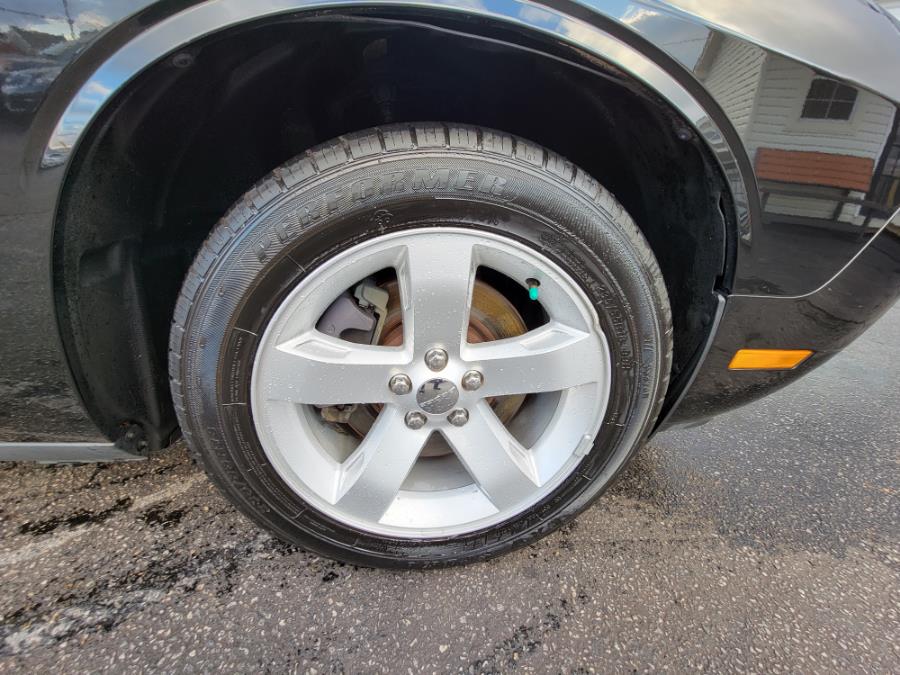 Used Dodge Challenger 2dr Cpe R/T Classic 2011 | Eugen's Auto Sales & Repairs. Philadelphia, Pennsylvania Used Dodge Challenger 2dr Cpe R/T Classic 2011 | Eugen's Auto Sales & Repairs. Philadelphia, Pennsylvania