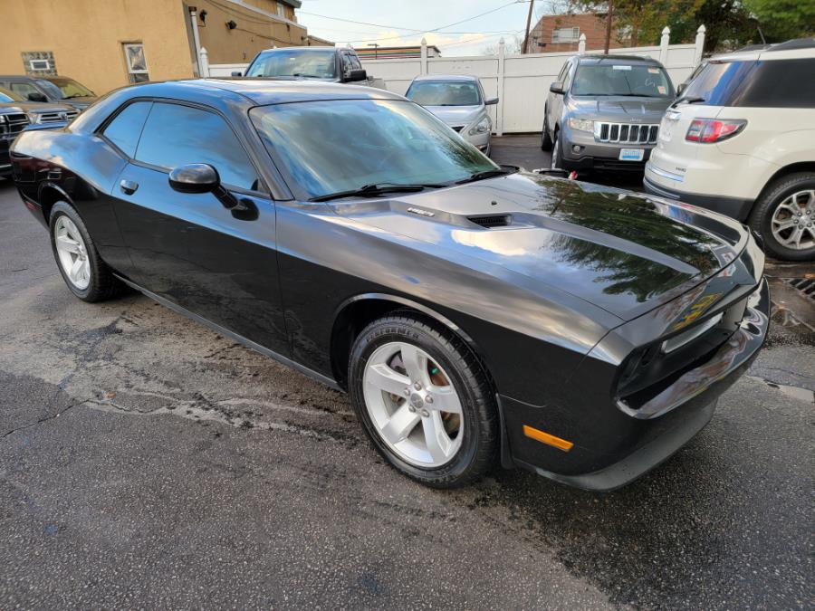 Used Dodge Challenger 2dr Cpe R/T Classic 2011 | Eugen's Auto Sales & Repairs. Philadelphia, Pennsylvania Used Dodge Challenger 2dr Cpe R/T Classic 2011 | Eugen's Auto Sales & Repairs. Philadelphia, Pennsylvania