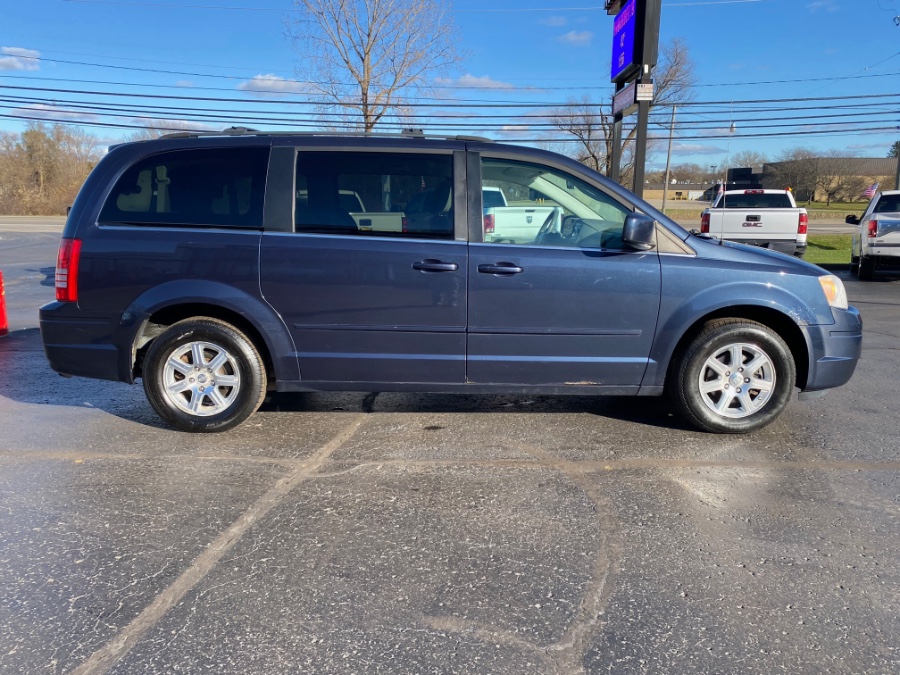 Used Chrysler Town & Country 4dr Wgn Touring 2008 | Marsh Auto Sales LLC. Ortonville, Michigan Used Chrysler Town & Country 4dr Wgn Touring 2008 | Marsh Auto Sales LLC. Ortonville, Michigan