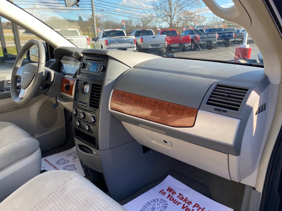 Used Chrysler Town & Country 4dr Wgn Touring 2008 | Marsh Auto Sales LLC. Ortonville, Michigan Used Chrysler Town & Country 4dr Wgn Touring 2008 | Marsh Auto Sales LLC. Ortonville, Michigan