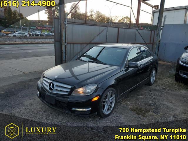 Used Mercedes-Benz C-Class 4dr Sdn C300 4MATIC 2013 | Luxury Motor Club. Franklin Square, New York Used Mercedes-Benz C-Class 4dr Sdn C300 4MATIC 2013 | Luxury Motor Club. Franklin Square, New York