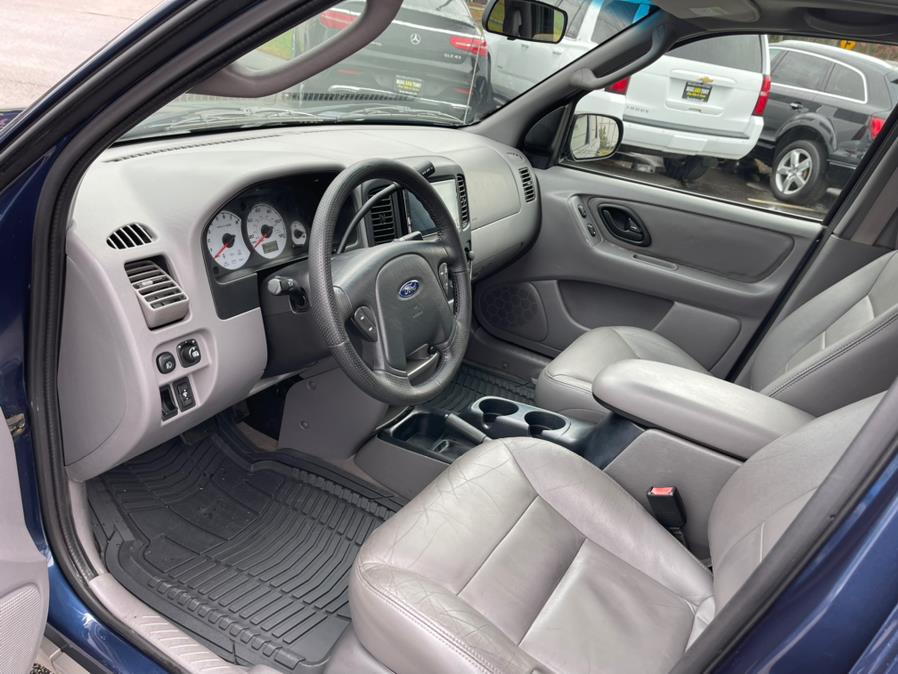 2002 Ford Escape 4dr 103" WB XLT 4WD Sport, available for sale in South Windsor, Connecticut | Mike And Tony Auto Sales, Inc. South Windsor, Connecticut 2002 Ford Escape 4dr 103" WB XLT 4WD Sport, available for sale in South Windsor, Connecticut | Mike And Tony Auto Sales, Inc. South Windsor, Connecticut