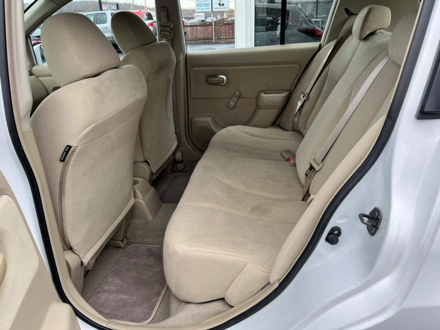 Used Nissan Versa 5dr HB I4 Auto 1.8 S 2009 | Prestige Pre-Owned Motors Inc. New Windsor, New York Used Nissan Versa 5dr HB I4 Auto 1.8 S 2009 | Prestige Pre-Owned Motors Inc. New Windsor, New York