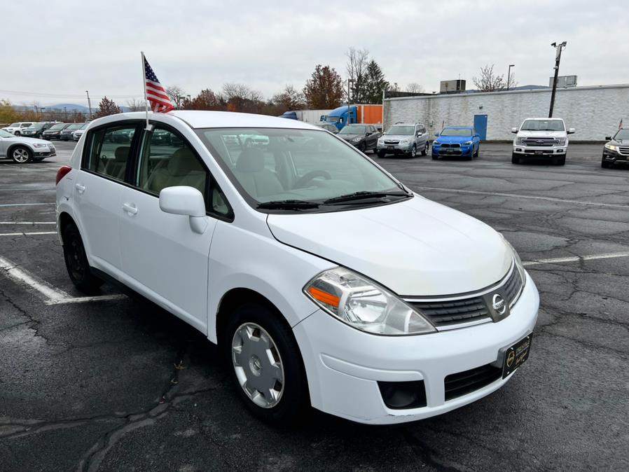 Used Nissan Versa 5dr HB I4 Auto 1.8 S 2009 | Prestige Pre-Owned Motors Inc. New Windsor, New York Used Nissan Versa 5dr HB I4 Auto 1.8 S 2009 | Prestige Pre-Owned Motors Inc. New Windsor, New York