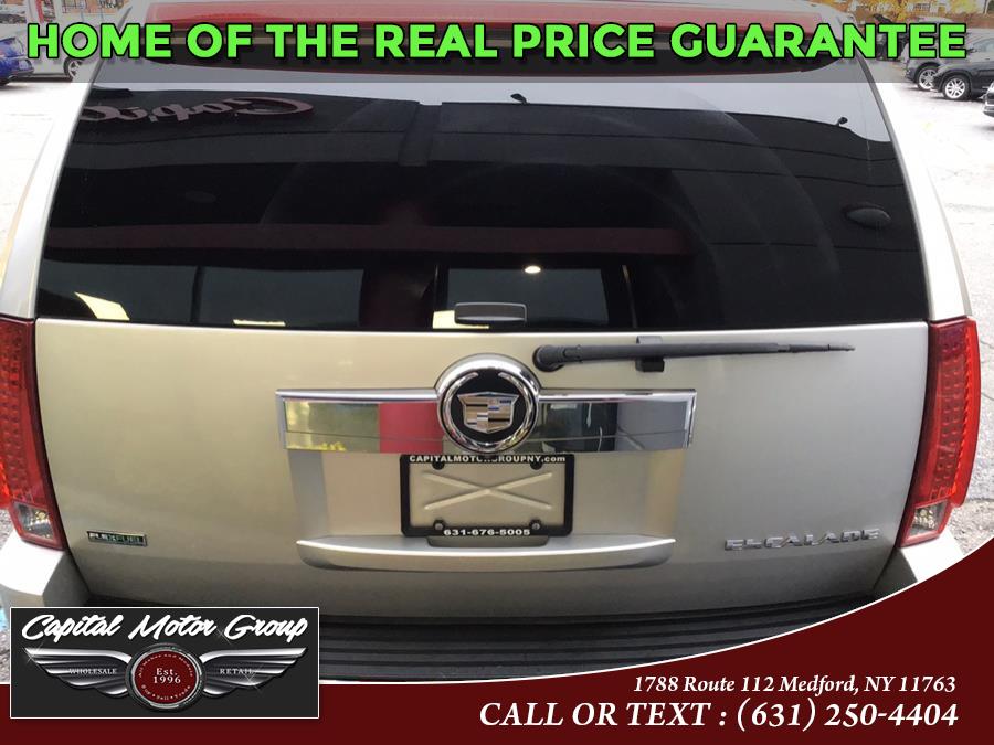 Used Cadillac Escalade AWD 4dr Luxury 2011 | Capital Motor Group Inc. Medford, New York Used Cadillac Escalade AWD 4dr Luxury 2011 | Capital Motor Group Inc. Medford, New York